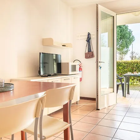 Mami Altanea Village Apartman *